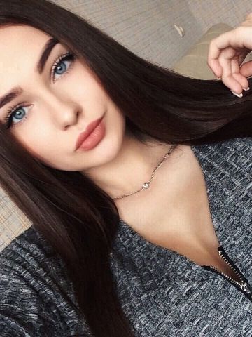 Викуся